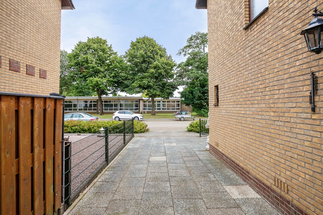 Foto 52 van Julianalaan 94