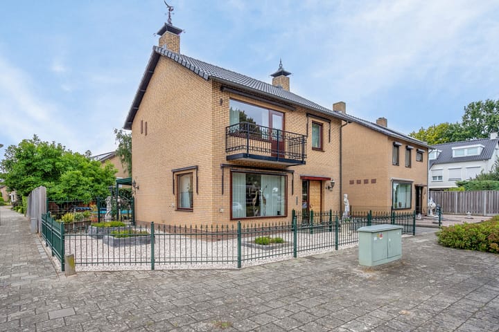 Foto 59 van Julianalaan 94