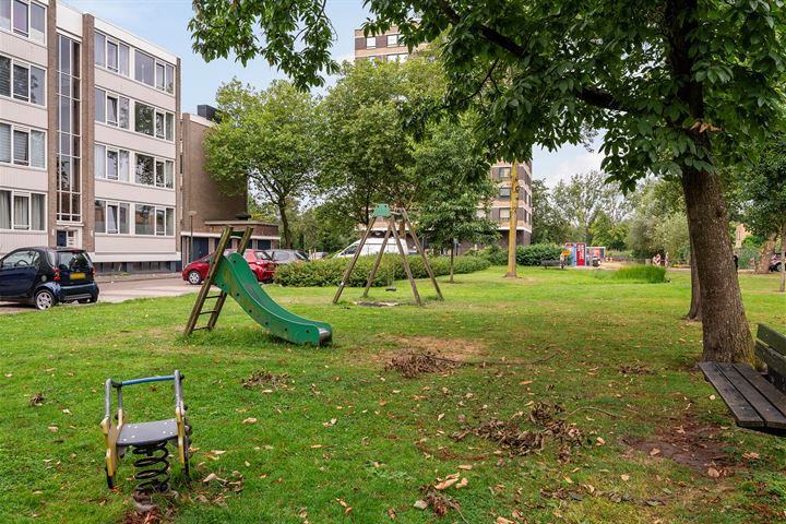 Bekijk foto 30 van Hugo de Vriesstraat 28