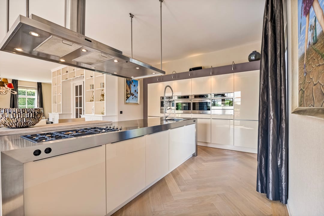 Foto 16 van Hoevenseweg 1-A