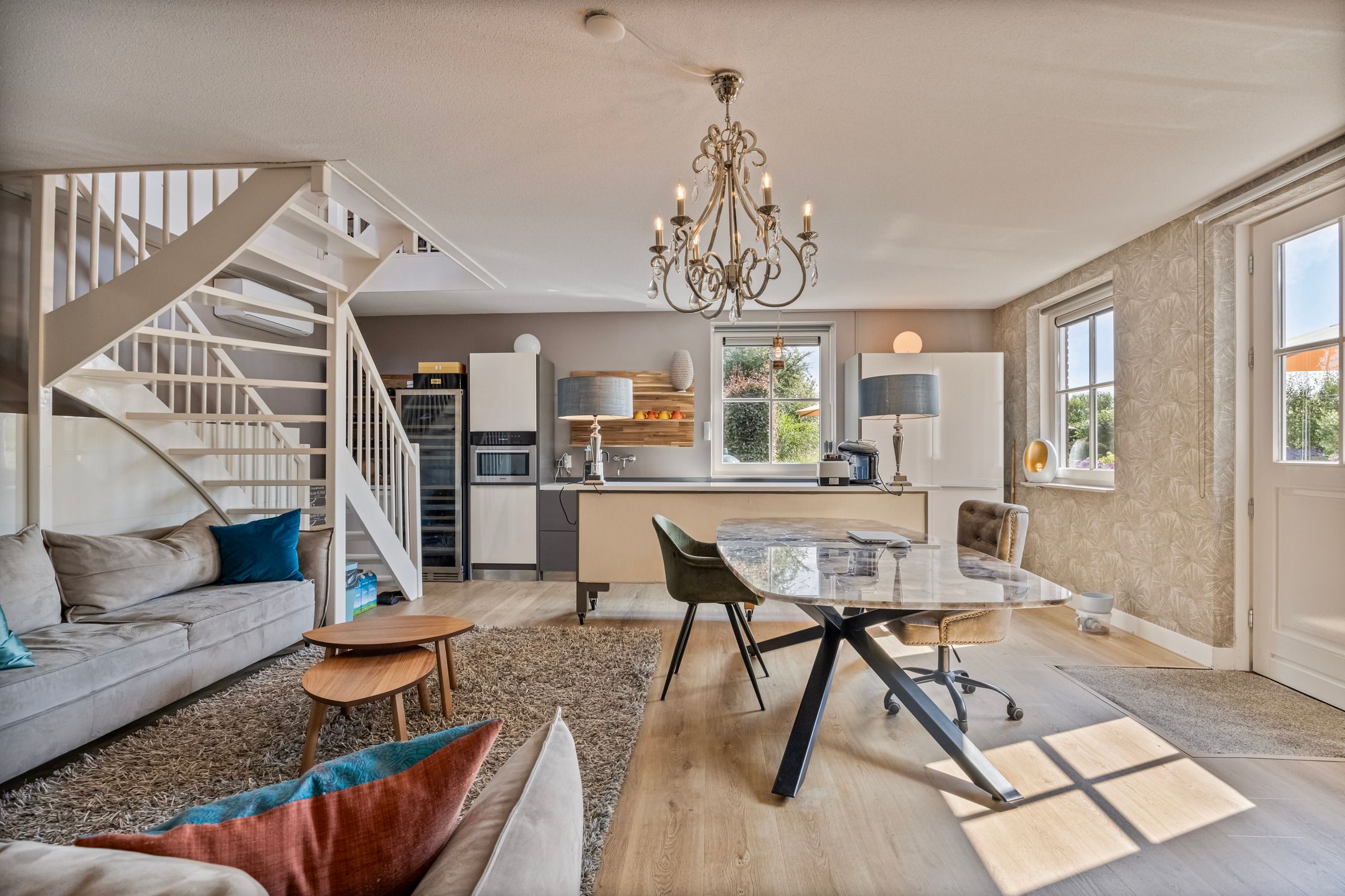 Foto 24 van Hoevenseweg 1-A