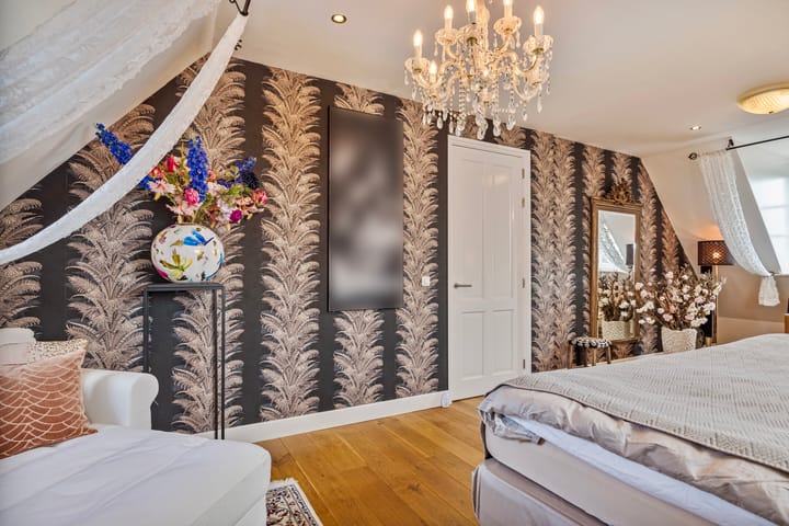 Photo 37 of Hoevenseweg 1-A