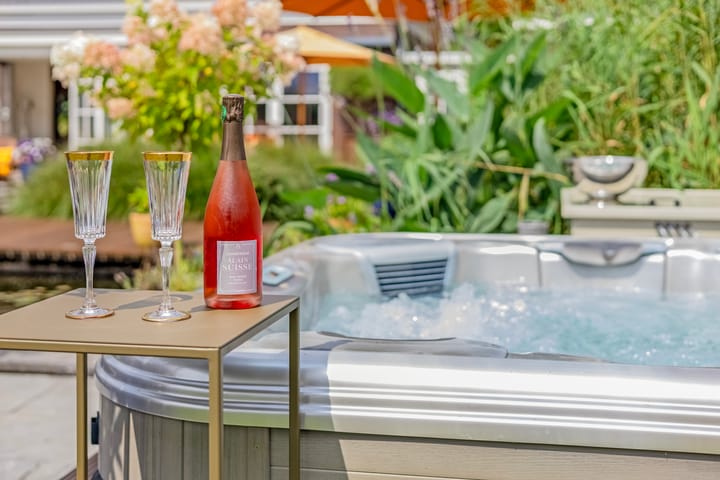 Photo 53 of Hoevenseweg 1-A