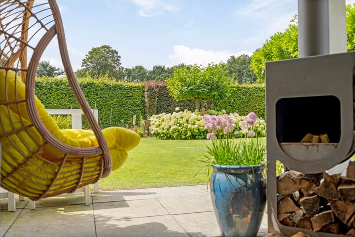 Photo 57 of Hoevenseweg 1-A