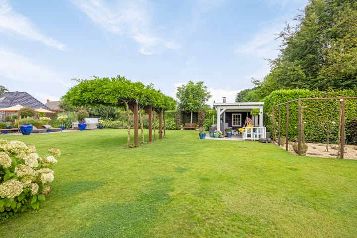 Photo 60 of Hoevenseweg 1-A