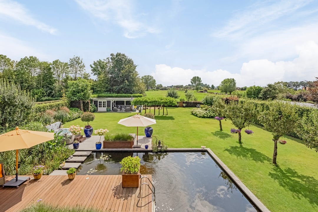 Foto 61 van Hoevenseweg 1-A