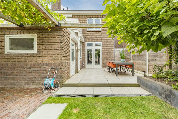 Bekijk foto 37 van Dr. Kuyperstraat 16