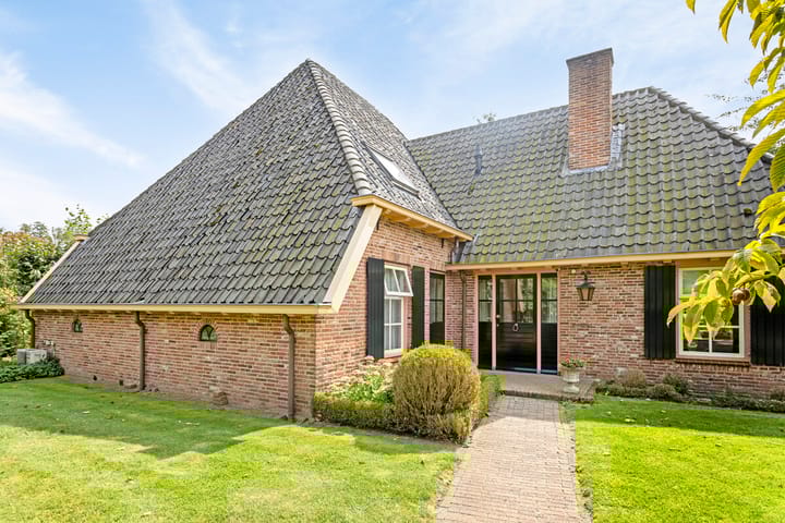 Foto 21 van Rossweg 4