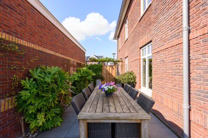 Photo 24 of Sint Bartholomeusstraat 8