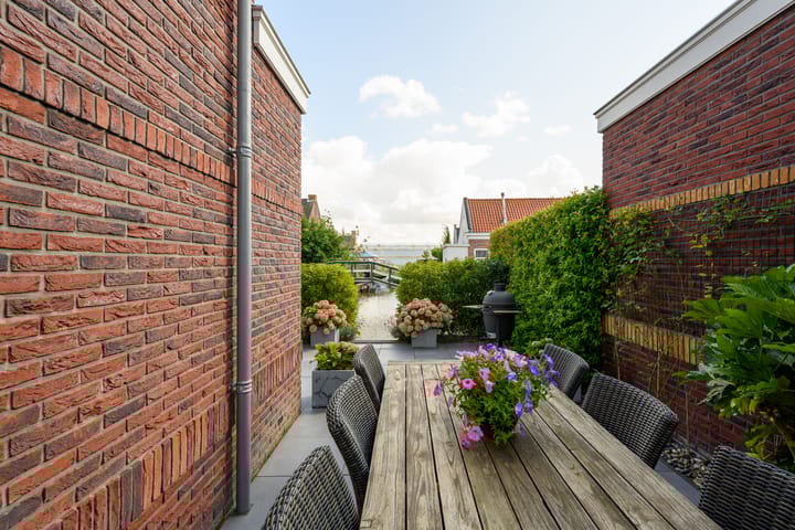 Photo 25 of Sint Bartholomeusstraat 8