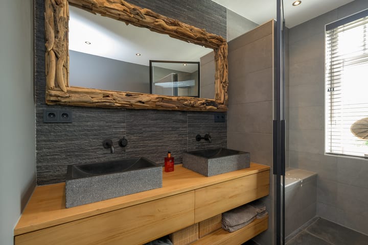 Photo 35 of Sint Bartholomeusstraat 8