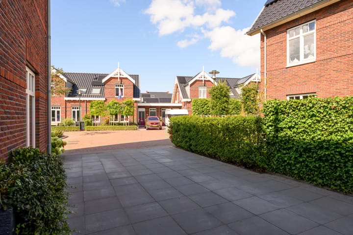 Photo 53 of Sint Bartholomeusstraat 8