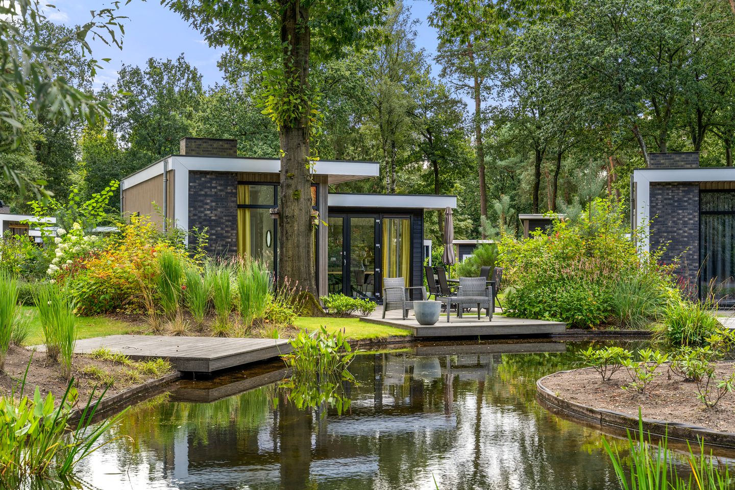 Krimweg 160-399 main image
