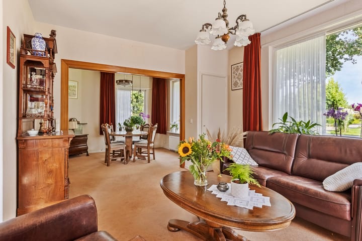 Photo 3 of Van Akenwei 13