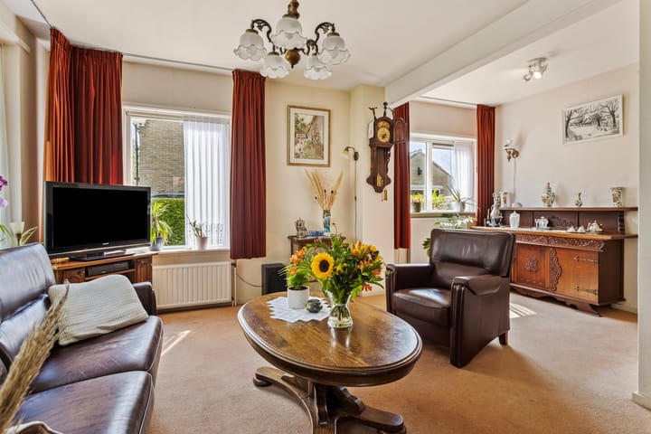 Photo 7 of Van Akenwei 13