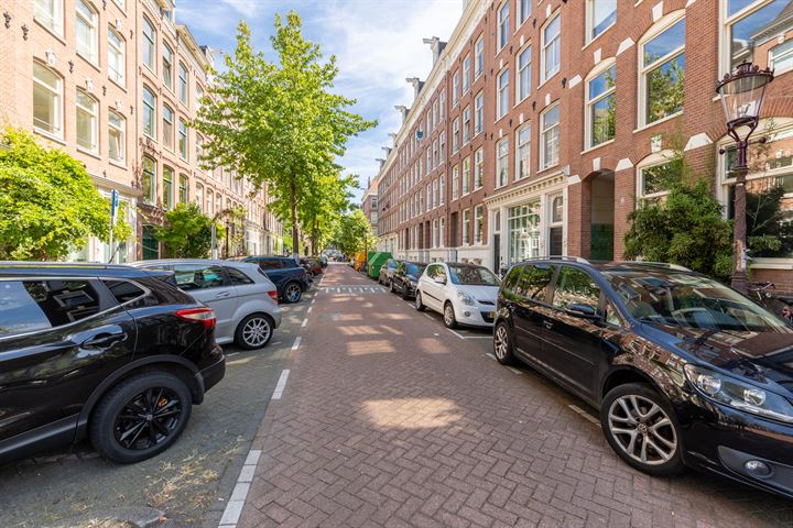 View photo 51 of Jacob van Lennepstraat 27-H