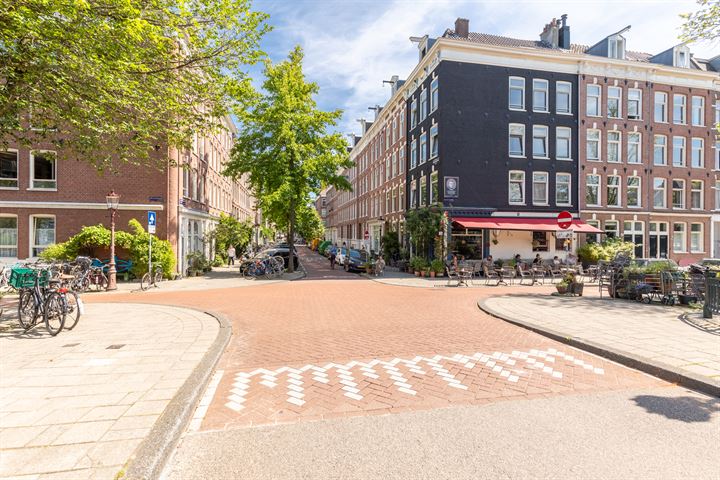 View photo 52 of Jacob van Lennepstraat 27-H