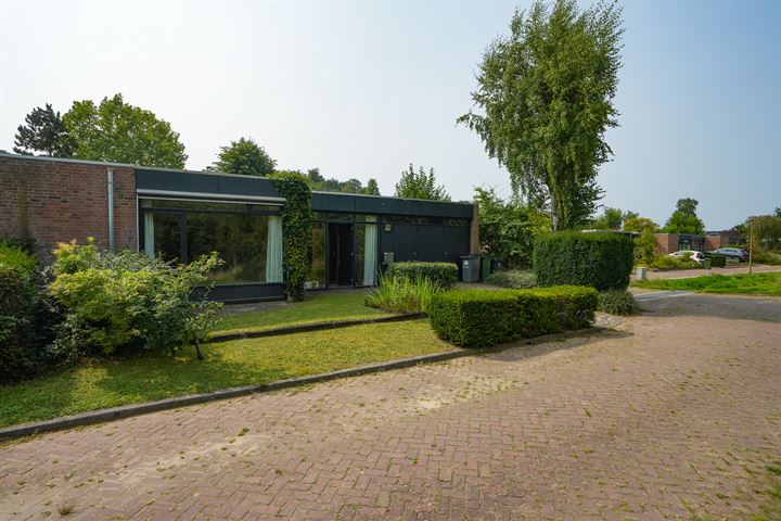 Bekijk foto 3 van Elzenkamp 18