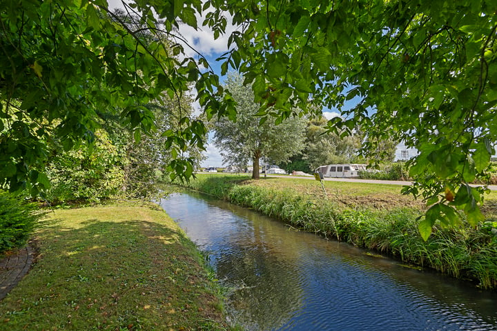 Bekijk foto 47 van Leidsevaart 229