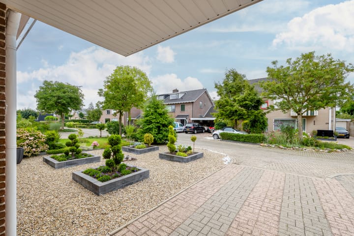 Photo 38 of Perzikstraat 17