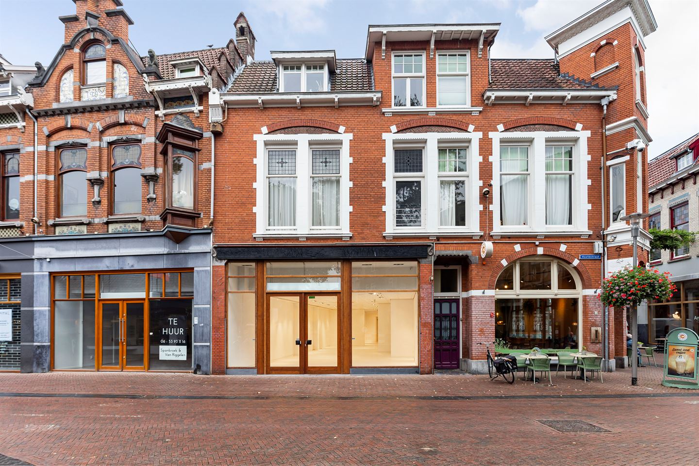 Bekijk foto 1 van Hoofdstraat 141