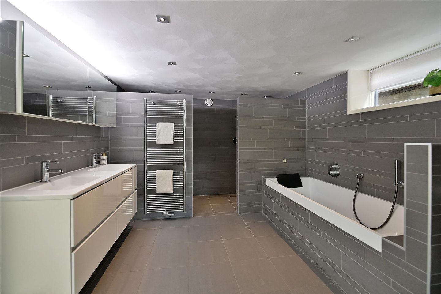 Foto 20 van Bloklaan 22-AZG01