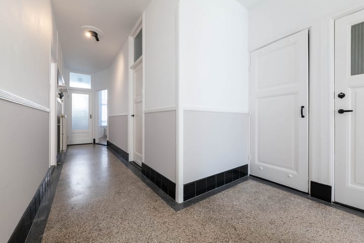 Foto 28 van Esdoornstraat 112