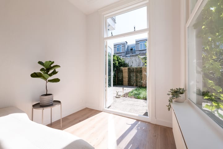 Foto 43 van Esdoornstraat 112