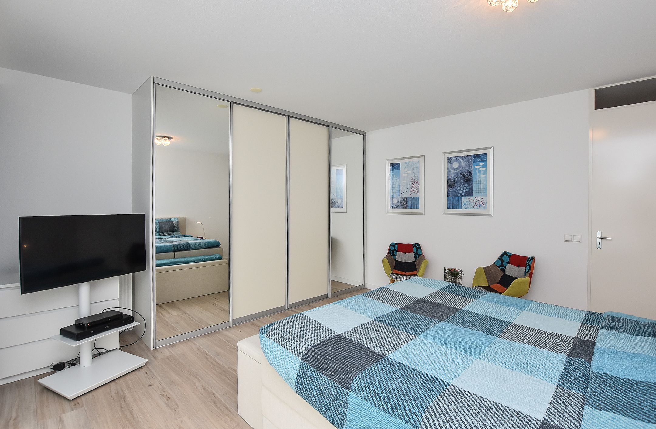 Foto 15 van Stationsplein 79