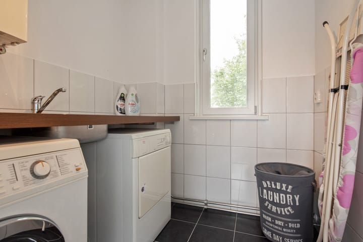 Foto 35 van Groen-blauwlaan 52