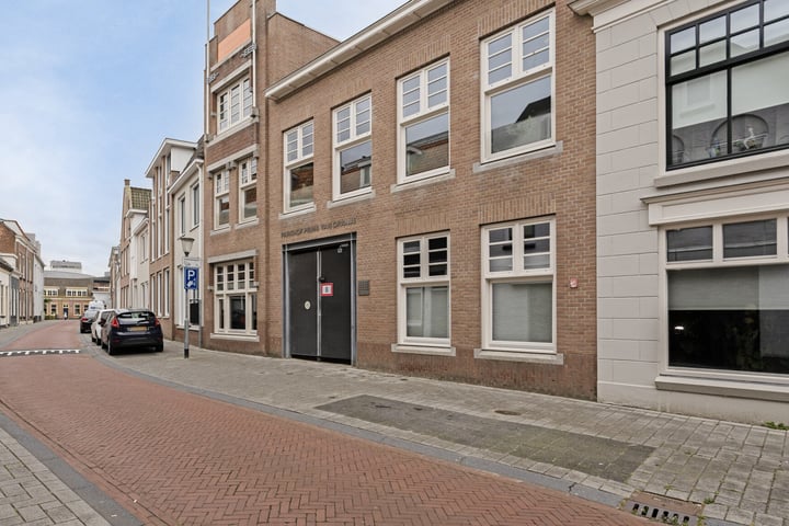 Bekijk foto 1 van Nieuwstraat 8-05