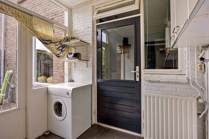 Bekijk foto 10 van Henry Dunantstraat 18