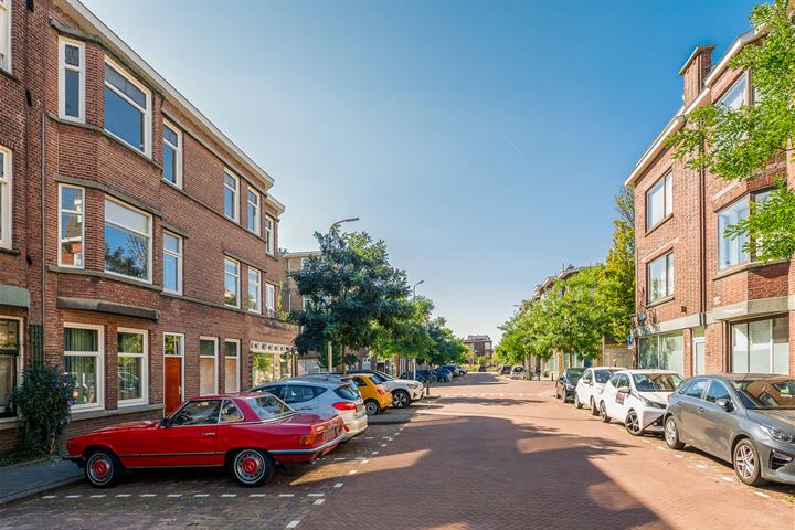 View photo 30 of Stuyvesantstraat 233