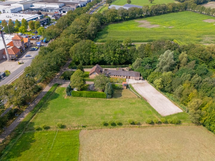 Foto 2 van Raamloop 9