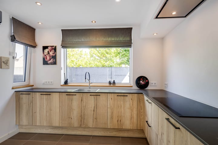 Foto 13 van Past Tissenstraat 7