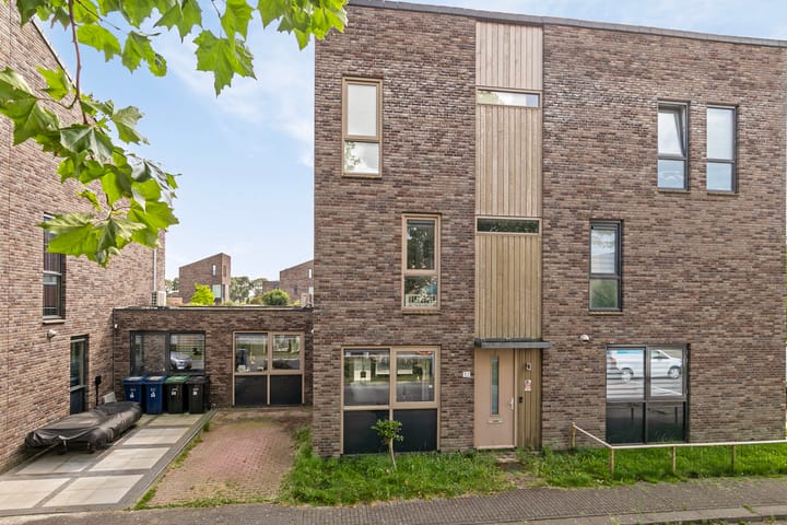 Foto 1 van André Franquinweg 32