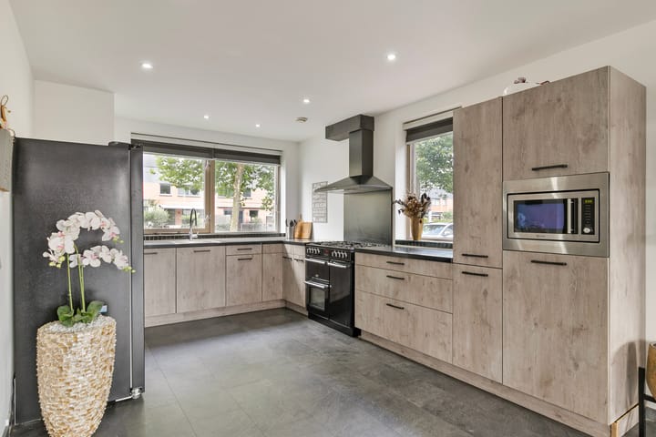 Foto 2 van André Franquinweg 32