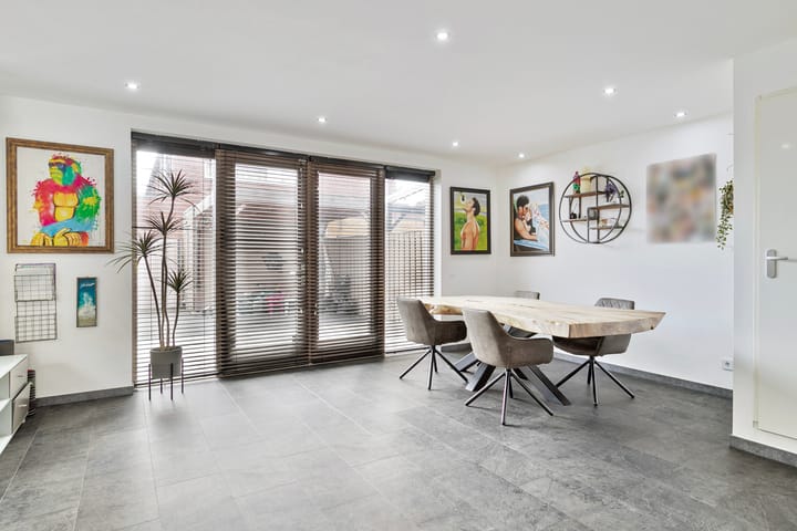 Foto 5 van André Franquinweg 32