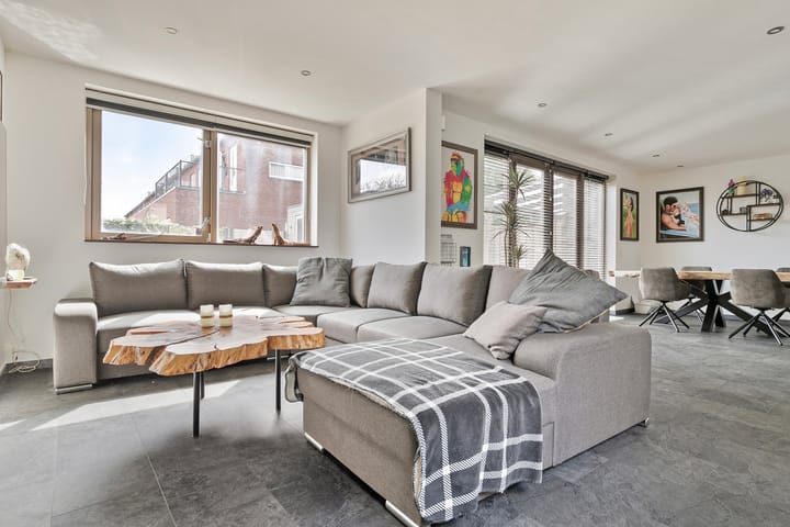 Foto 7 van André Franquinweg 32