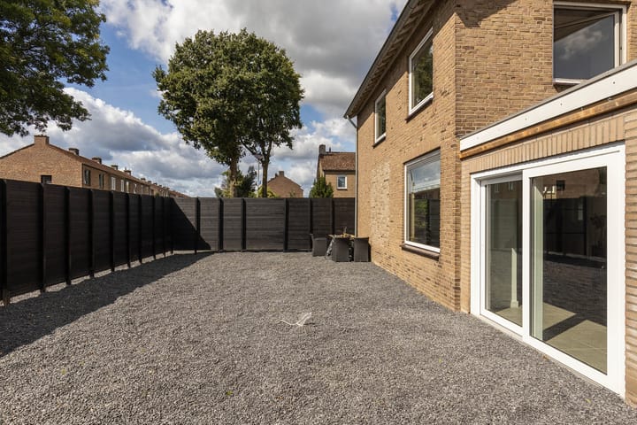 Foto 36 van Past Tissenstraat 7