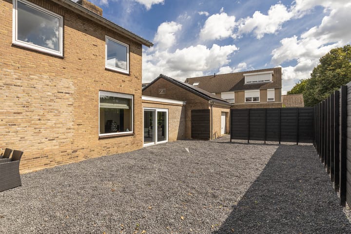 Foto 37 van Past Tissenstraat 7