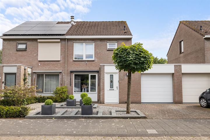 Dokkumstraat 39