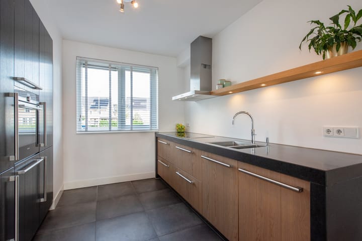 Foto 16 van Burgemeester Middelberglaan 91