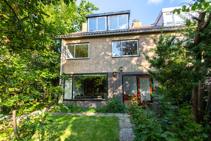 Foto 47 van Van Hoockerkenstraat 10