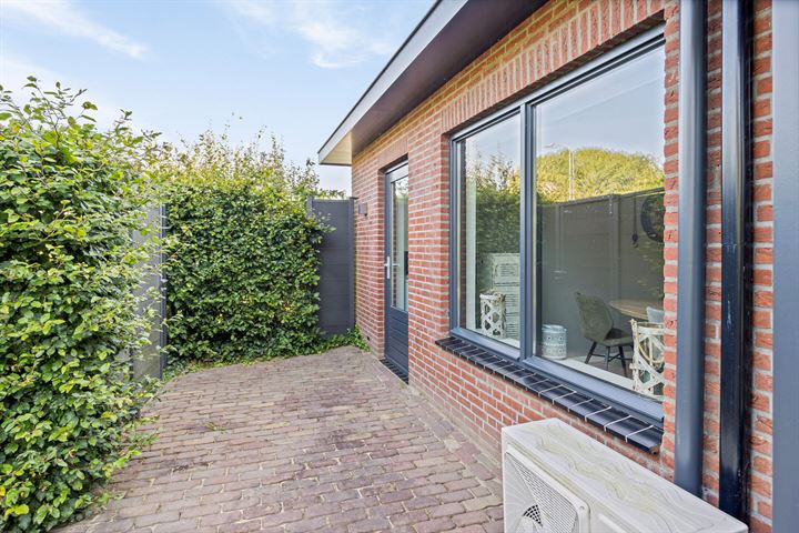 Bekijk foto 51 van Meester van de Venstraat 16