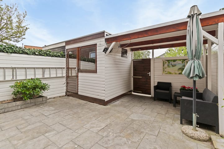 Foto 32 van Dahliastraat 1