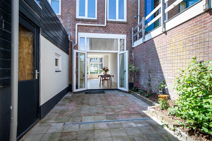 Bekijk foto 17 van Verstolkstraat 3