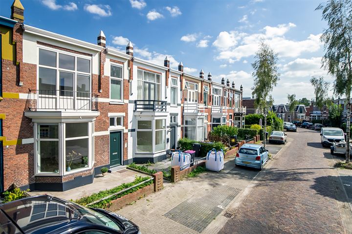 Bekijk foto 42 van Verstolkstraat 3