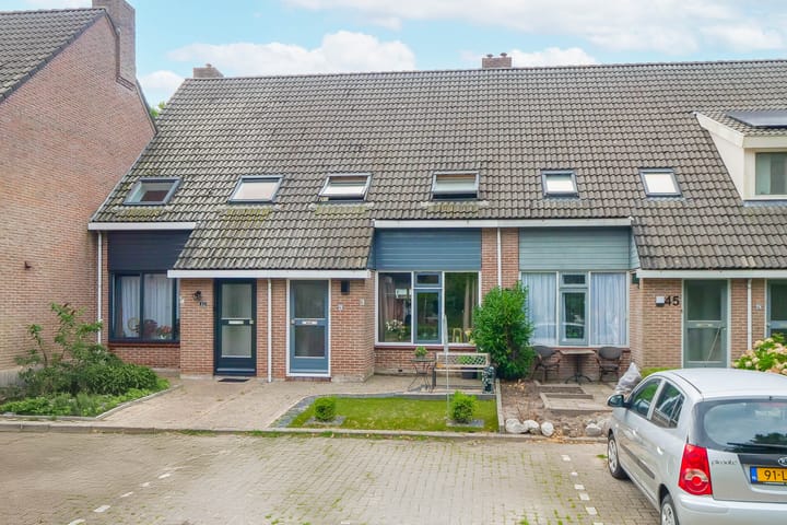 Photo 1 of Burg. Warnerslaan 43