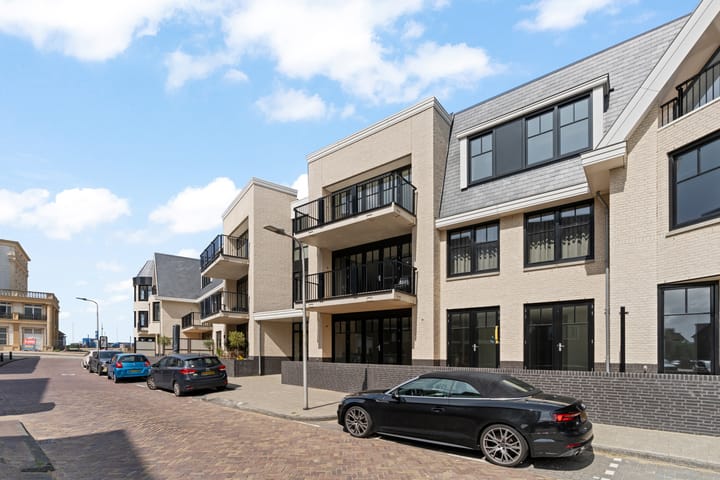 Photo 5 of Jan van Henegouwenweg 37